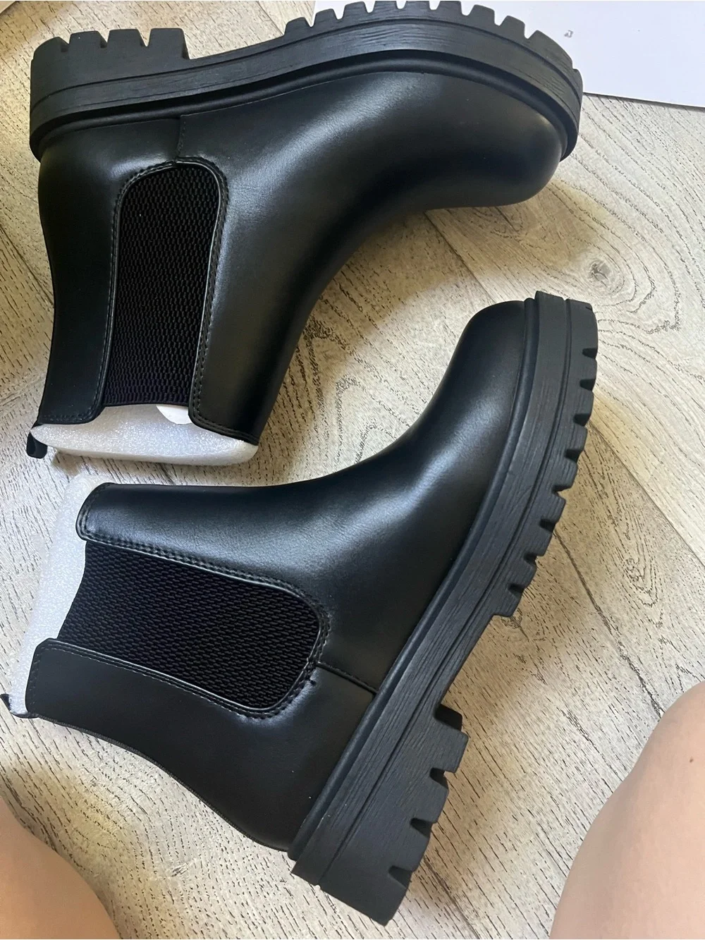 Soda women shoes flat  Black Chelsea Lug Boots 7.5